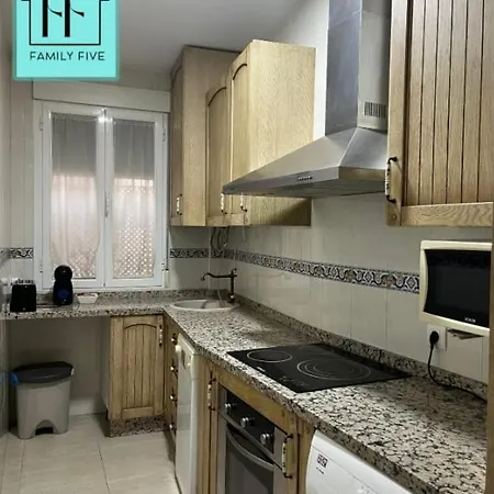 Apartament Family Five *
