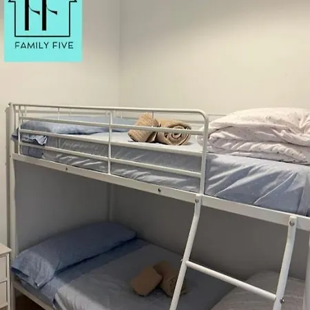 Family Five Apartament
